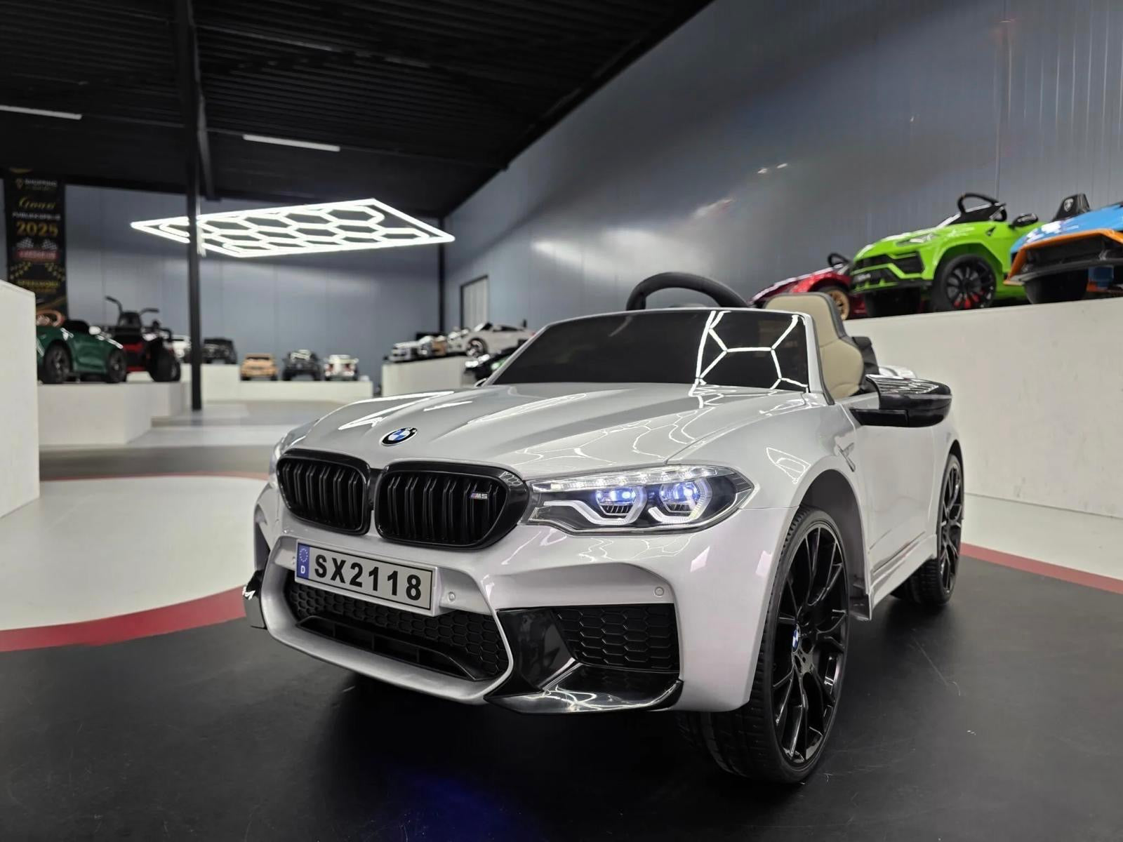 BMW M5 Elettrica per Bambini 24V Grigio Metallizzato
