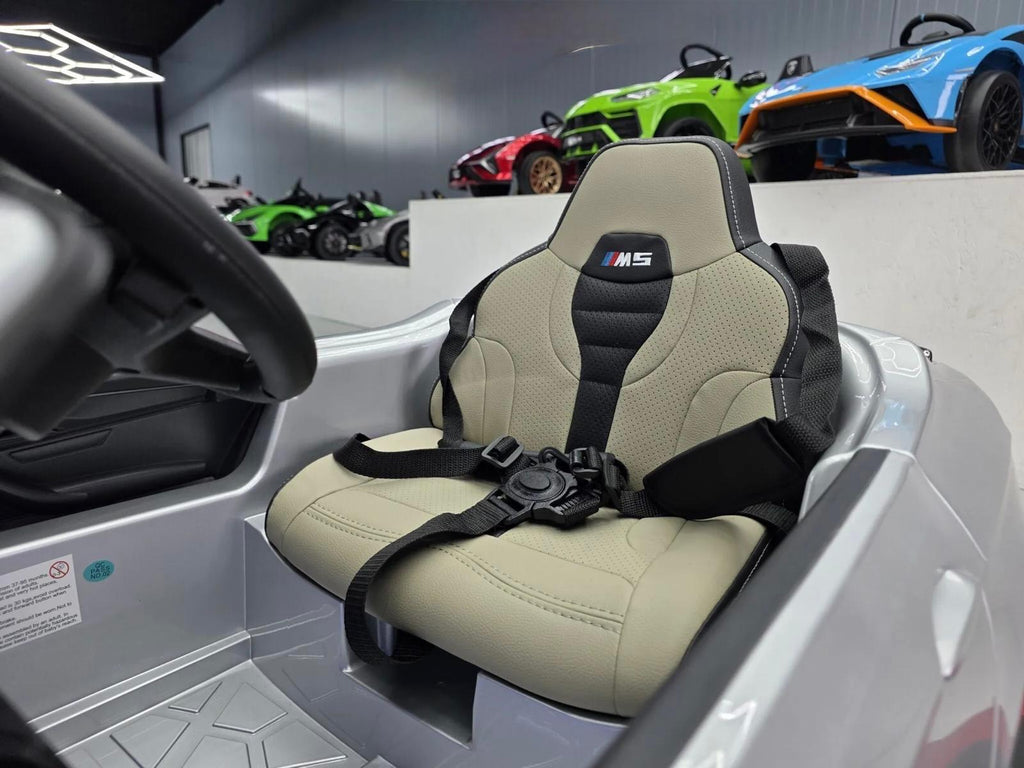 BMW M5 Elettrica per Bambini 24V Grigio Metallizzato