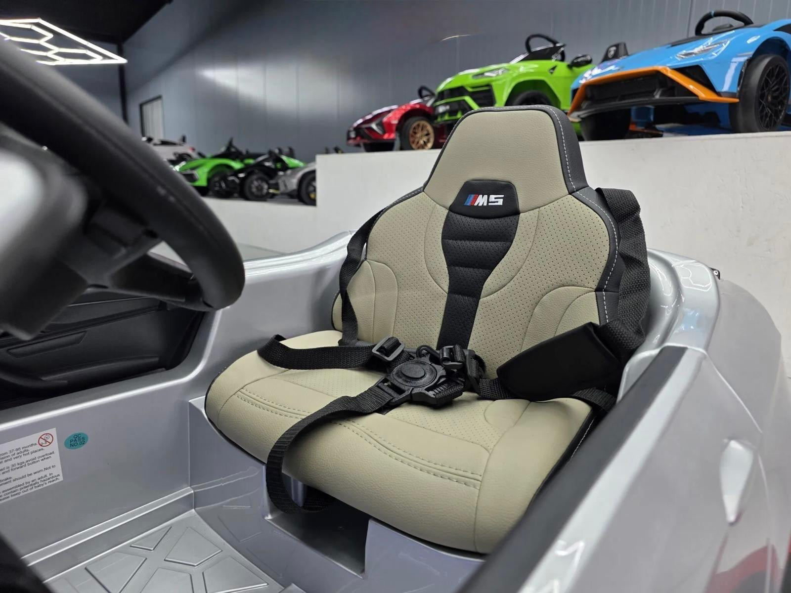 BMW M5 Elettrica per Bambini 24V Grigio Metallizzato