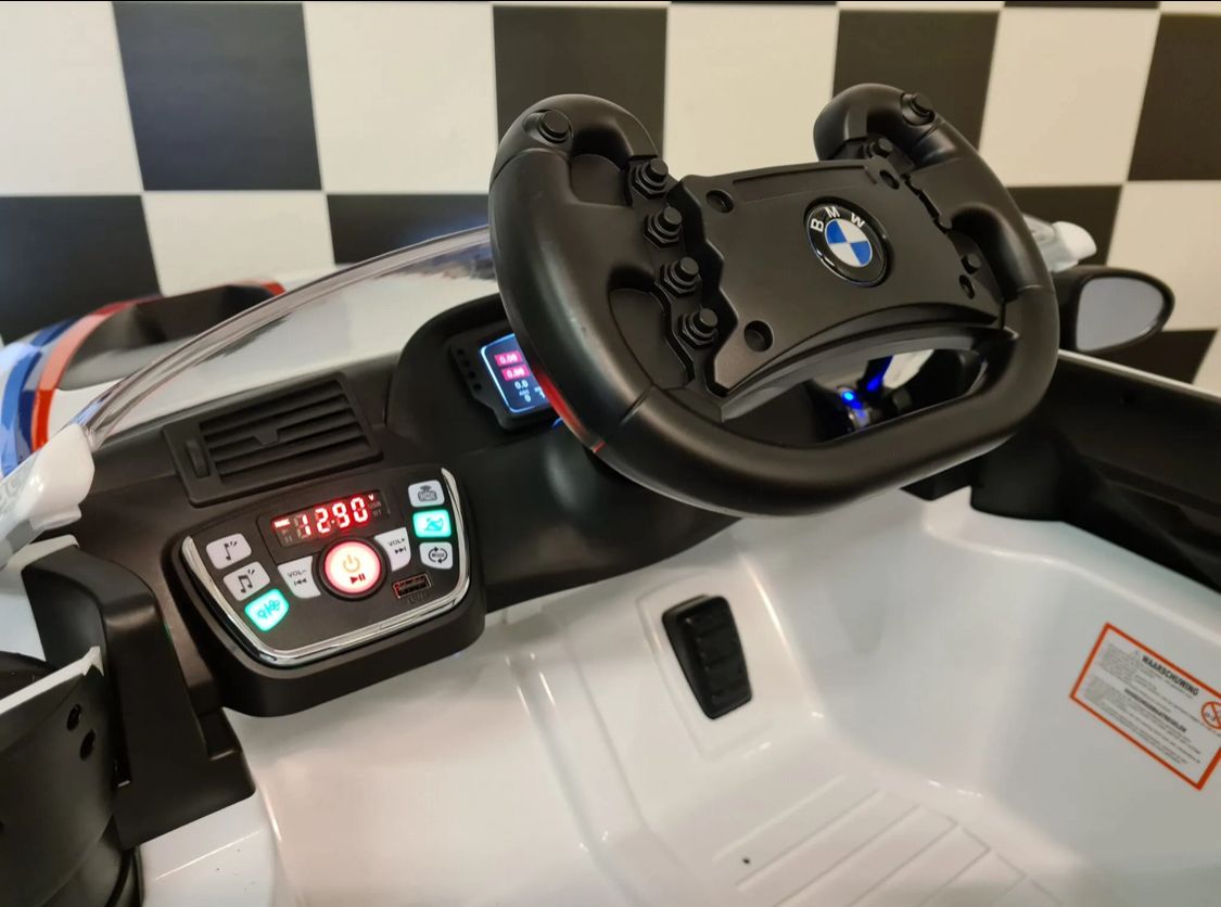 BMW M6 GT3 Elettrica per Bambini 12V Bianca
