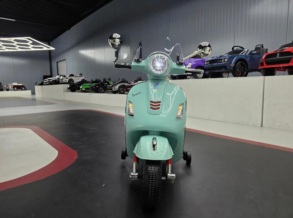Vespa GTS elettrica per bambini 12V verde chiaro