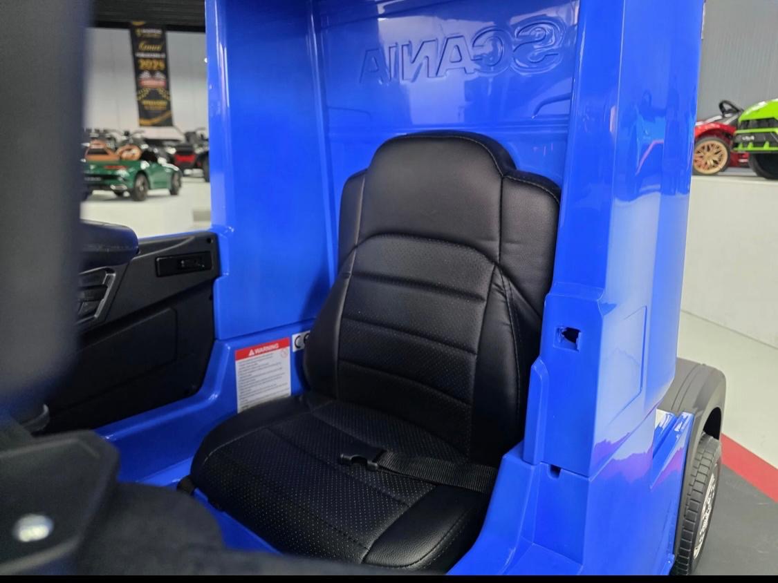 Camion elettrico per bambini Scania 12V blu