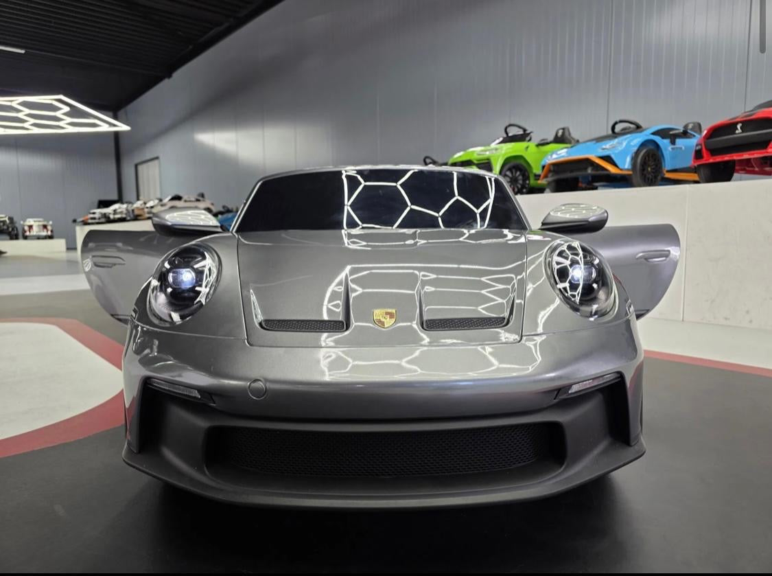 Auto elettrica per bambini Porsche 911 GT3 24V grigia metallizzata