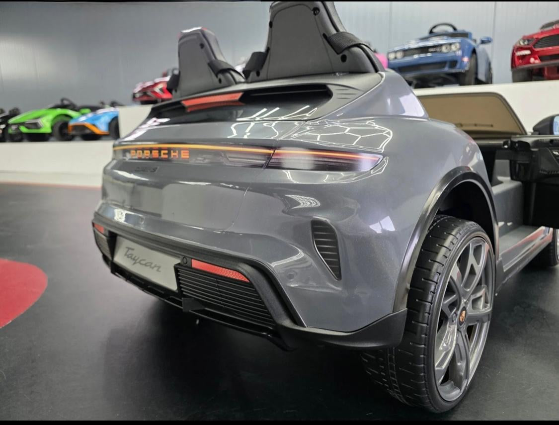 Auto elettrica per bambini Porsche Taycan 2 posti 24V grigia