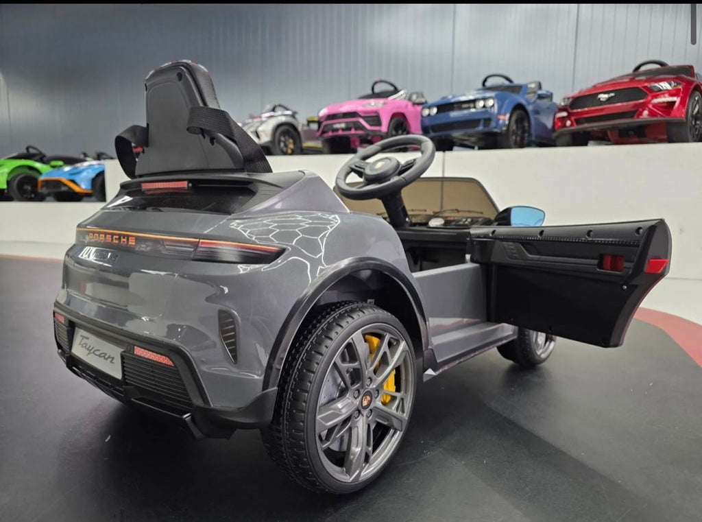 Auto elettrica per bambini Porsche Taycan 1 posto 12V grigia