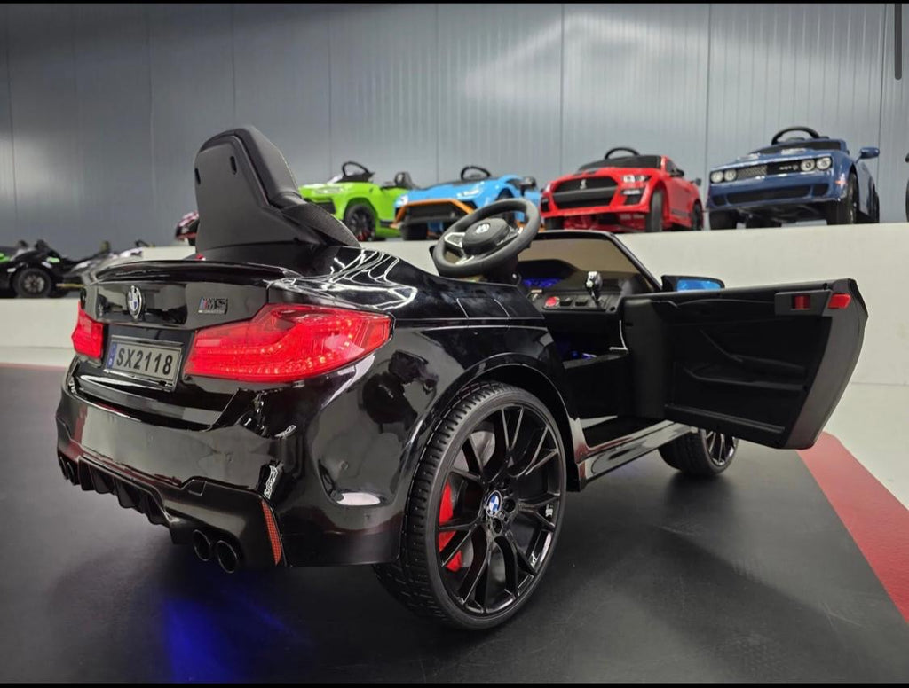 BMW M5 Elettrica per Bambini 24V Nero Metallizzato
