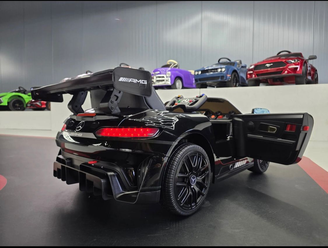 Mercedes GT3 AMG Elettrica per Bambini 12V Nero Metallizzato