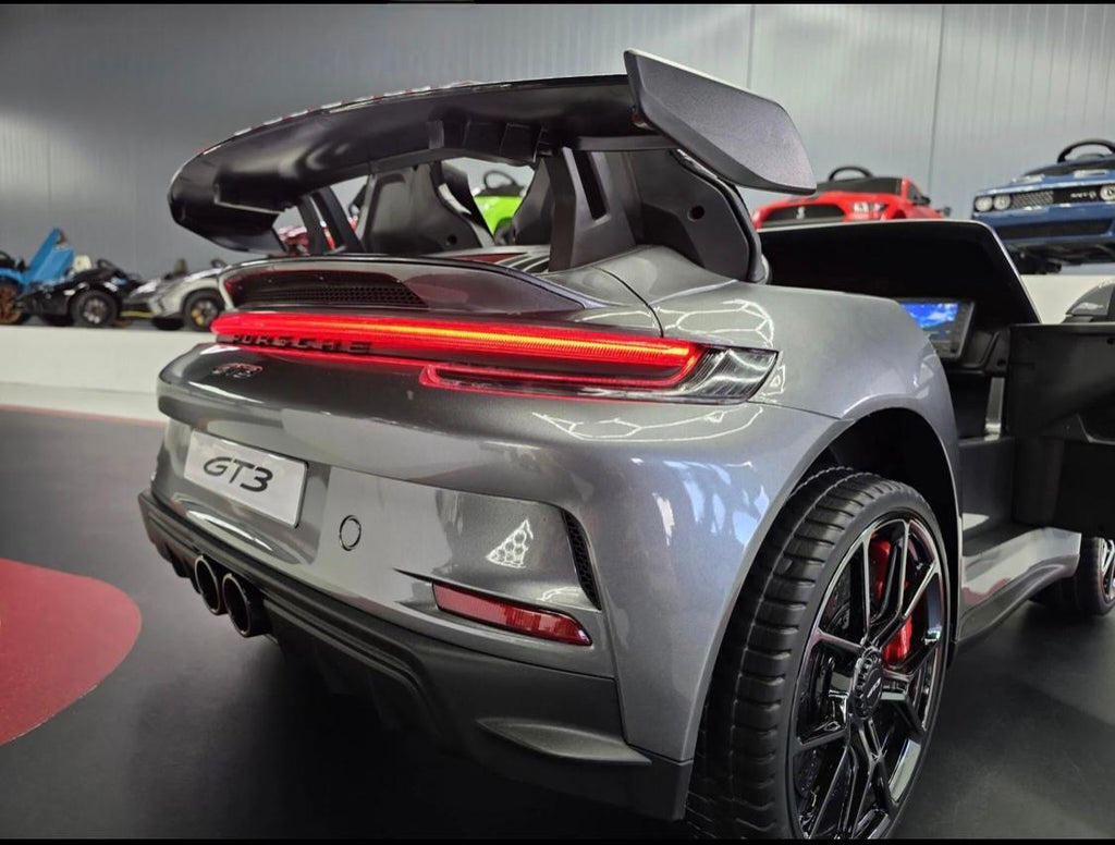 Auto elettrica per bambini Porsche 911 GT3 24V grigia metallizzata