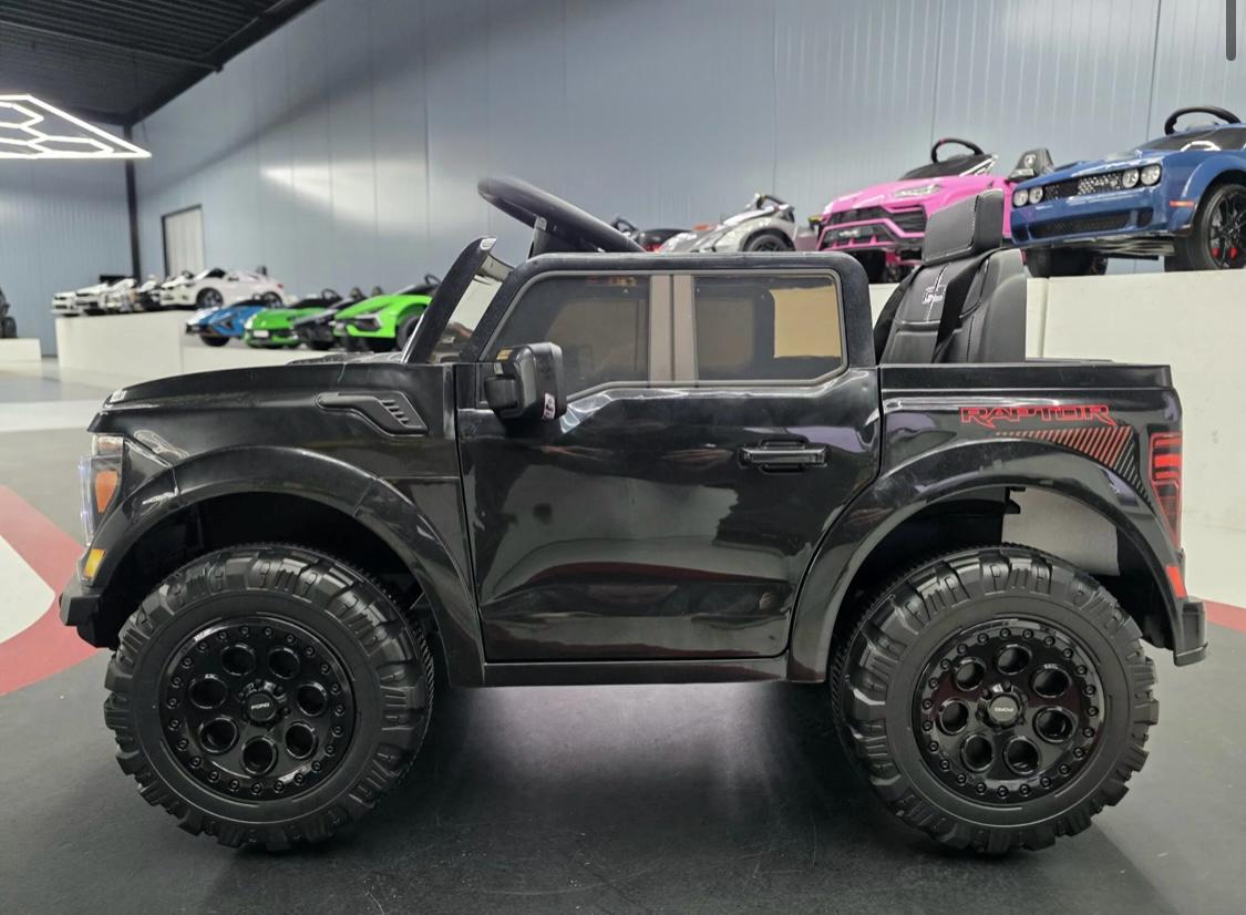 Auto elettrica per bambini Ford Raptor 1 posto 12V nera