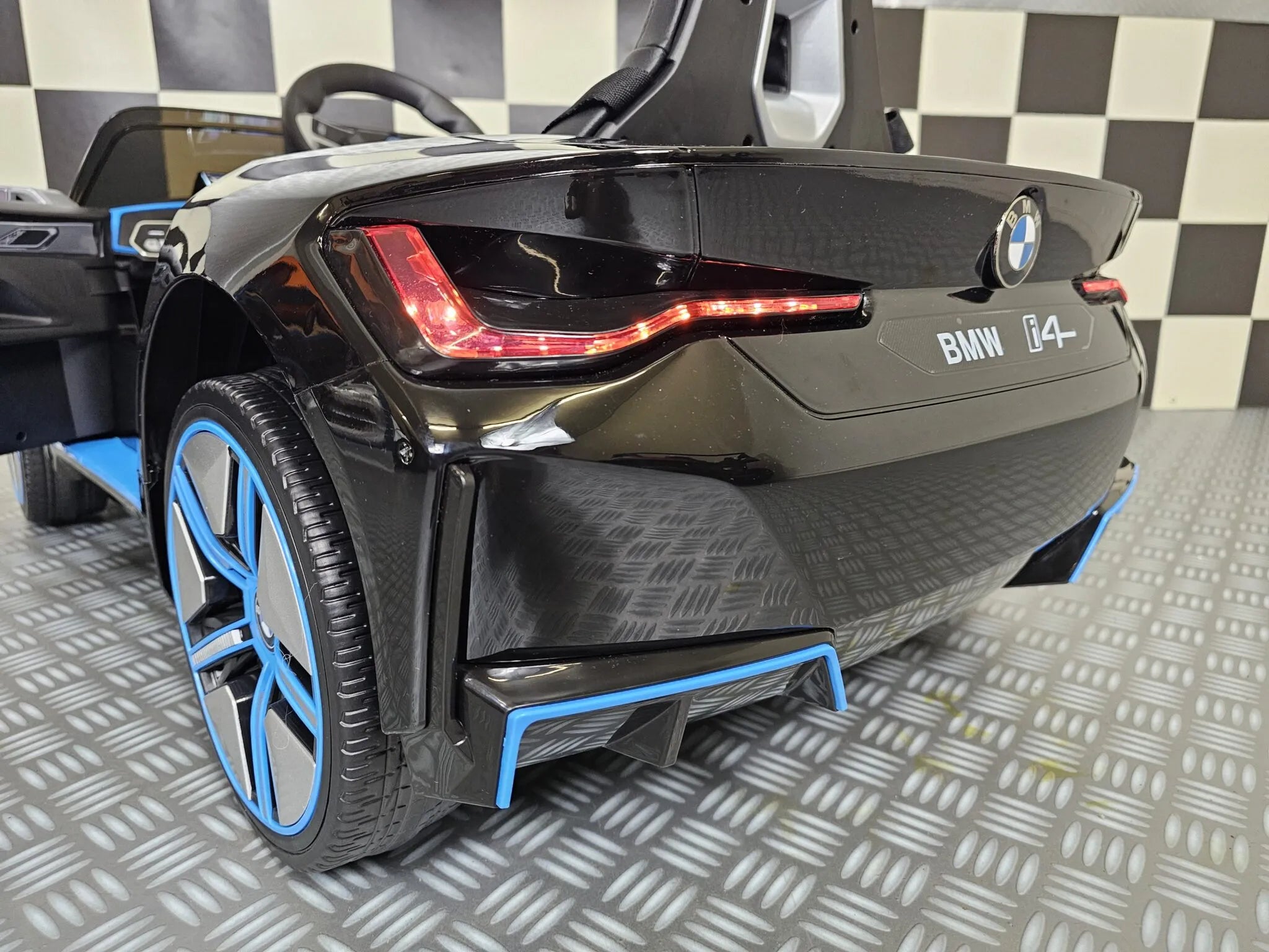BMW i4 Elettrica per Bambini 12V