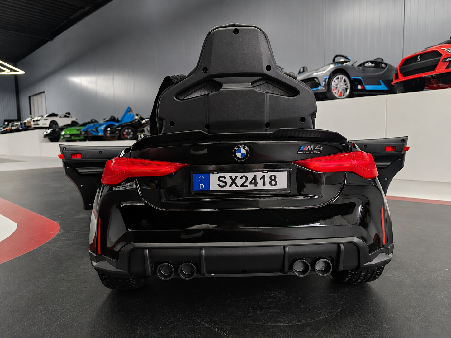 BMW M4 Elettrica per Bambini 12V Nero Metallizzato