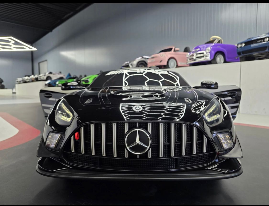 Mercedes GT3 AMG Elettrica per Bambini 12V Nero Metallizzato