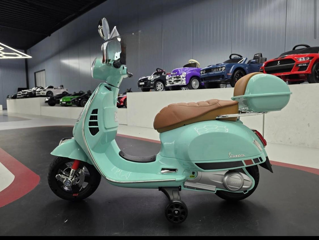 Vespa GTS elettrica per bambini 12V verde chiaro