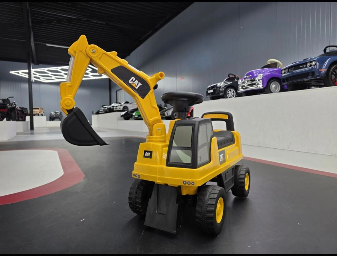 Escavatore cavalcabile Caterpillar per bambini