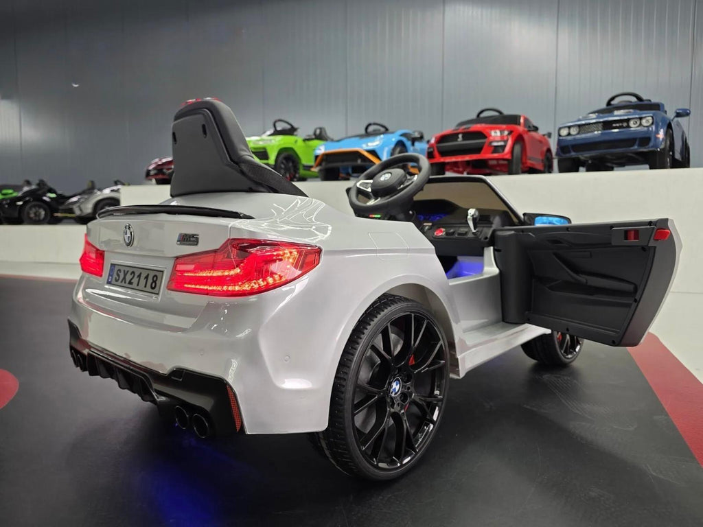 BMW M5 Elettrica per Bambini 24V Grigio Metallizzato