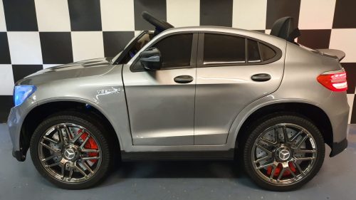 Auto elettrica per bambini Mercedes GLC 63 AMG 12V grigio metallizzato