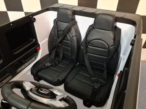 Auto elettrica per bambini Mercedes G63 24V bianca 2 posti