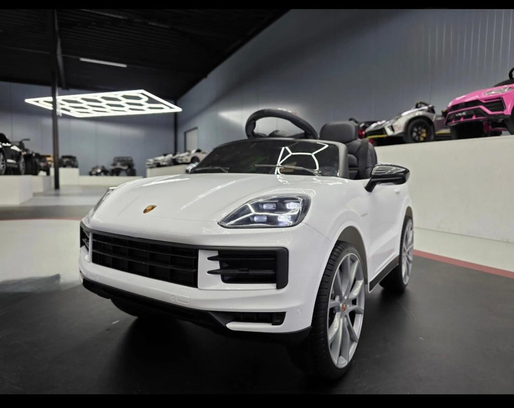 Auto elettrica per bambini Porsche Cayenne 1 posto 12V bianca