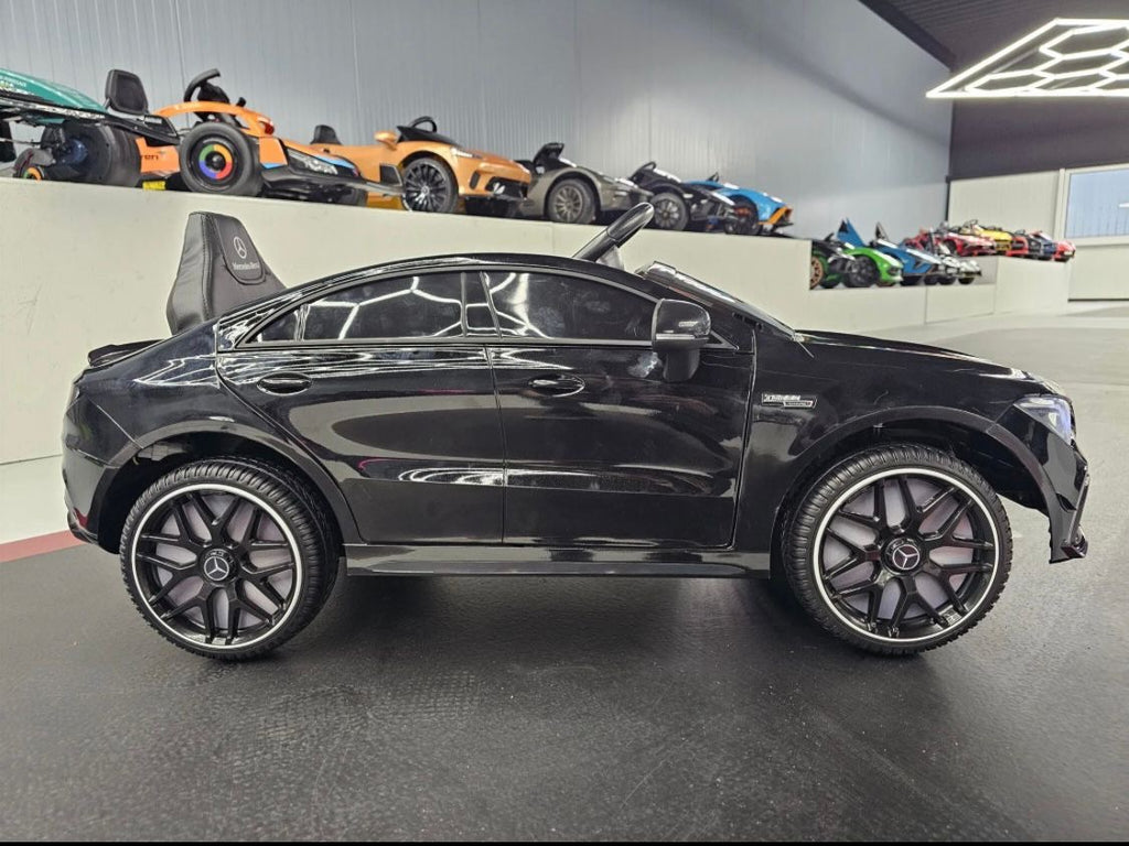 Mercedes CLA 45 Elettrica per Bambini 12V Nero Metallizzato