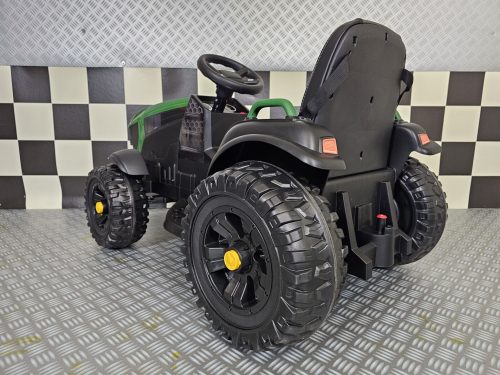 Trattore elettrico per bambini Farmer 12V verde con telecomando - immagine 5
