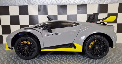 Lamborghini Huracán STO Drift elettrica per bambini 12V grigia - immagine 4