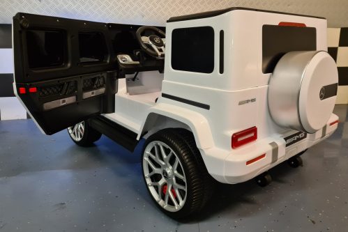 Auto elettrica per bambini Mercedes G63 24V bianca 2 posti