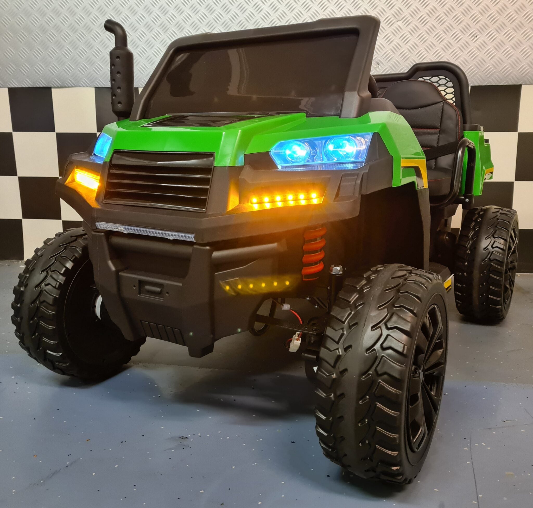 Farmer Truck 4x4 elettrico per bambini 24V verde con telecomando - immagine 1