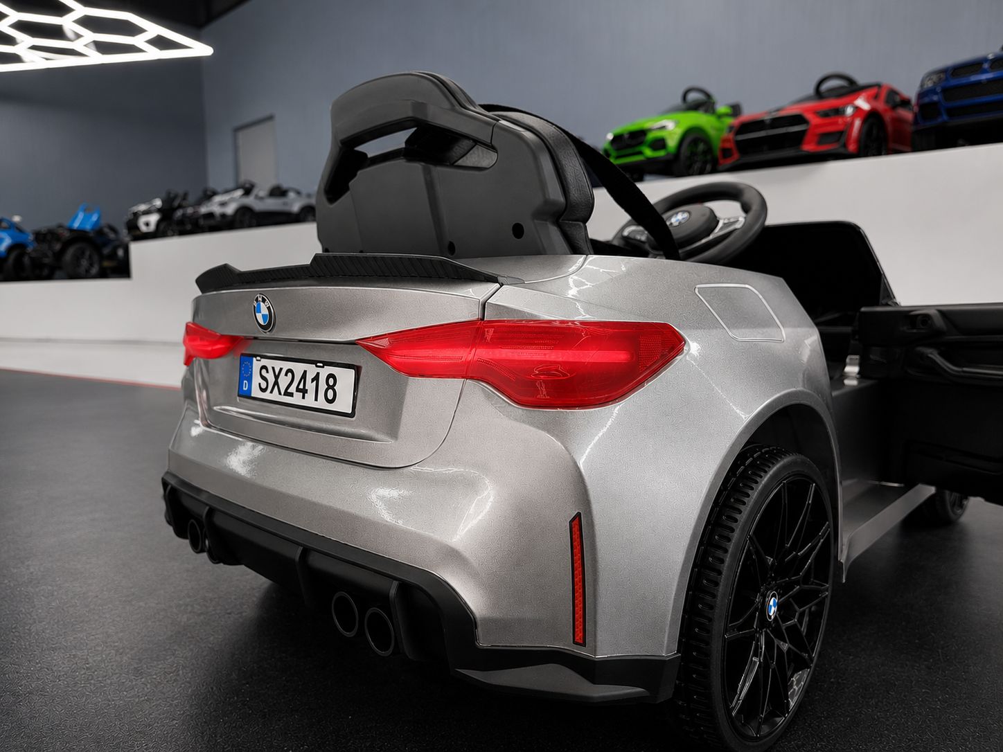 BMW M4 Elettrica per Bambini 12V Grigio Metallizzato