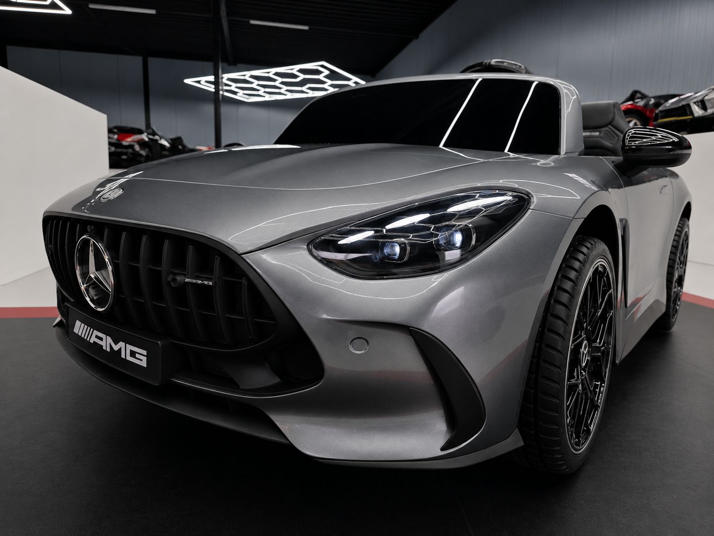 Mercedes GT63 2 Posti Elettrica per Bambini 24V Grigio Metallizzato