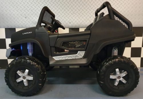 Auto elettrica per bambini Mercedes Unimog 12V 4x4 nero opaco 2 posti